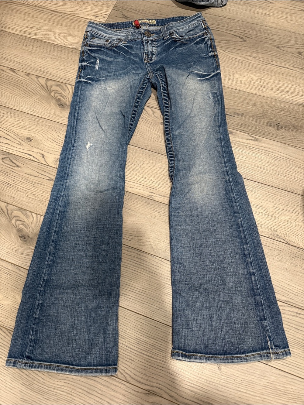 BKE Classic Denim Flare Jeans in Faded Blue